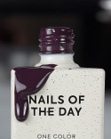 NAILSOFTHEDAY Color of the Month January 2026 Midnight - śliwkowy lakier hybrydowy, 10 ml