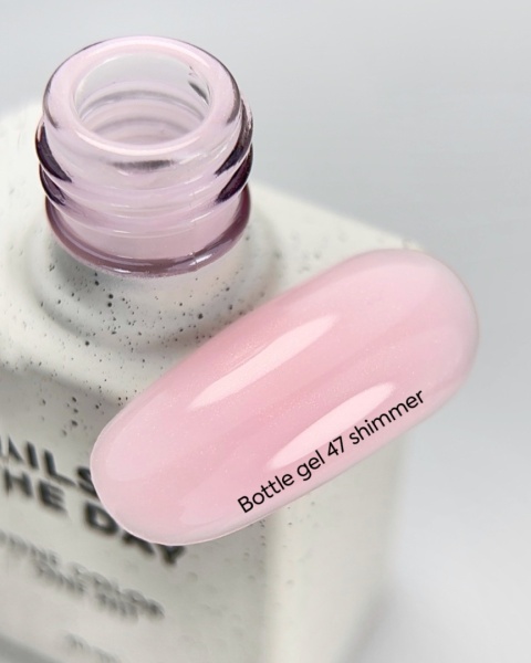 NAILSOFTHEDAY Bottle gel 47 - chłodny róż z drobinką żel do wzmocnienia paznokci, 10 ml