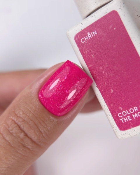 NAILSOFTHEDAY Color of the Month August 2026 Chrin - malinowo-jagodowy lakier hybrydowy z płatkami, 10 ml