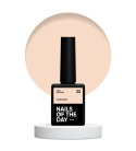 NAILSOFTHEDAY Cover base 22 - półprzezroczysta morelowa baza hybrydowa, 10 ml